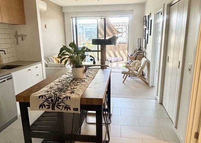  at 405/30a Enfield street, Mount Eden, Auckland City, Auckland