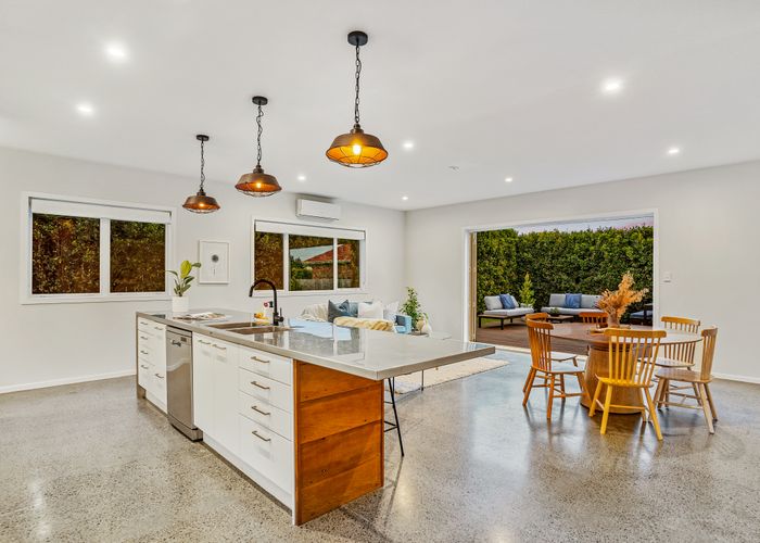  at 17A Crawford Avenue, Mangere Bridge, Auckland