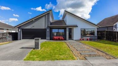  at 10 Brumbie Way, Karaka, Papakura