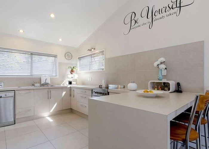  at 64 James Cook Drive, Welcome Bay, Tauranga, Bay Of Plenty