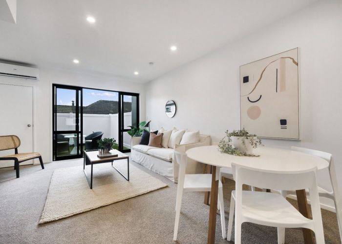  at 2/1 Grand View Road, Remuera, Auckland City, Auckland