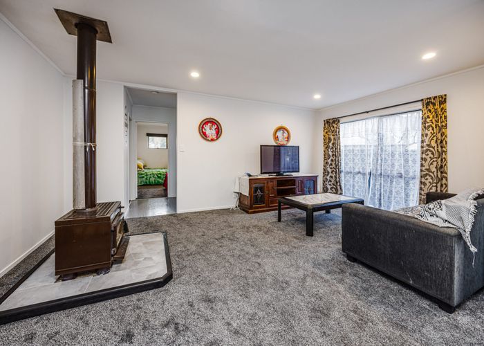  at 16 Limond Street, Randwick Park, Manukau City, Auckland