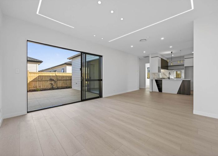  at 22 Pupu Crescent, Opaheke, Papakura, Auckland