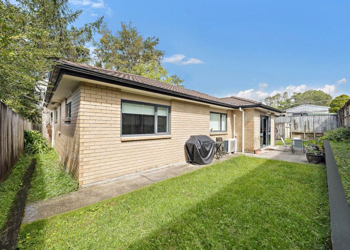  at 40A Pine Avenue, Henderson, Waitakere City, Auckland