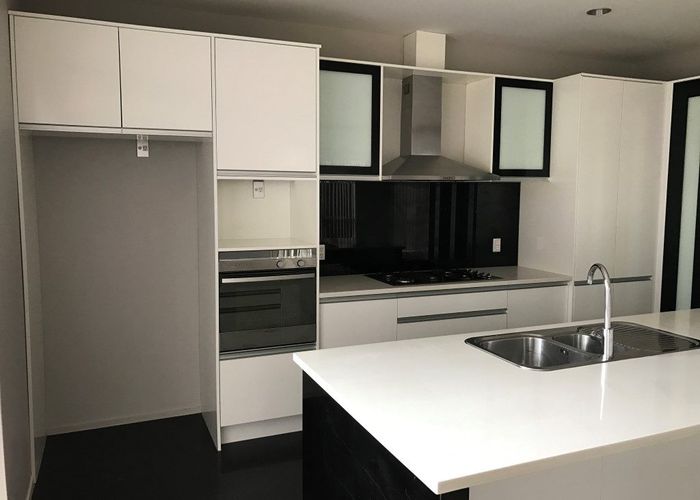  at 14 Stamford Crescent, Flat Bush, Auckland