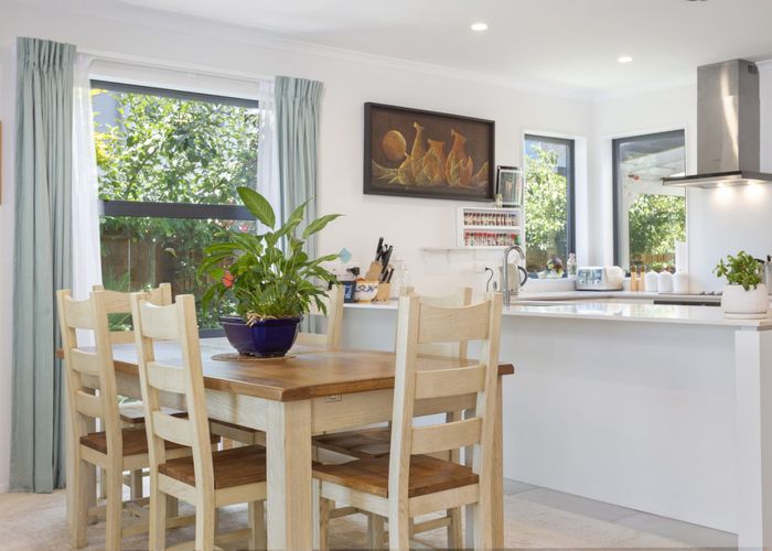  at 9 Frank Newton Road, Swanson, Auckland