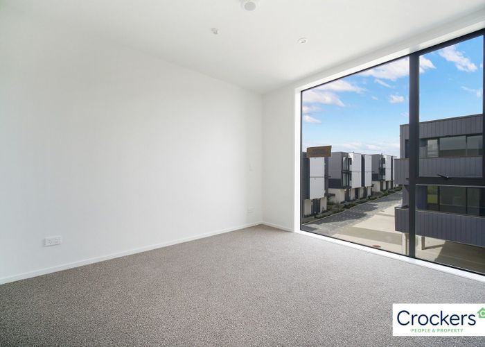  at 6/8 Treasure Lane, Te Atatu South, Waitakere City, Auckland