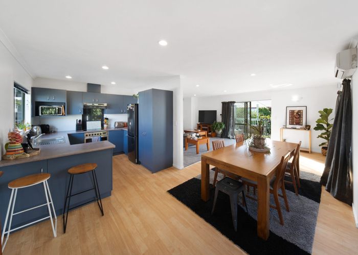  at 33B Earlsworth Road, Mangere East, Auckland