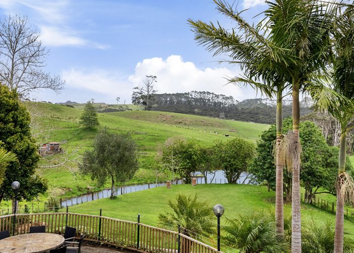  at 197 Forest Hill Road, Waiatarua, Waitakere City, Auckland