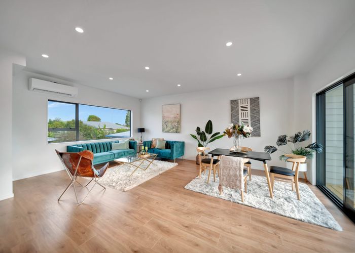  at 723C Massey Road, Mangere, Auckland