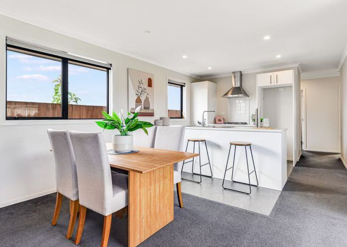  at 5 Manawaroa Close, Grandview Heights, Hamilton, Waikato
