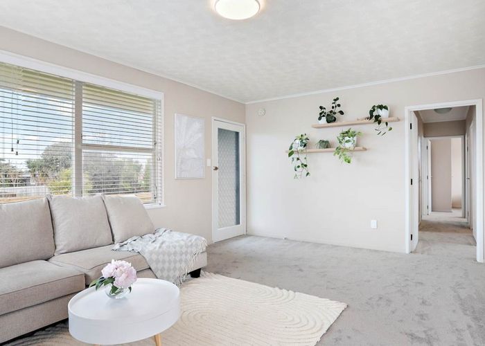  at 18 Blue Spur Way, Glendene, Auckland