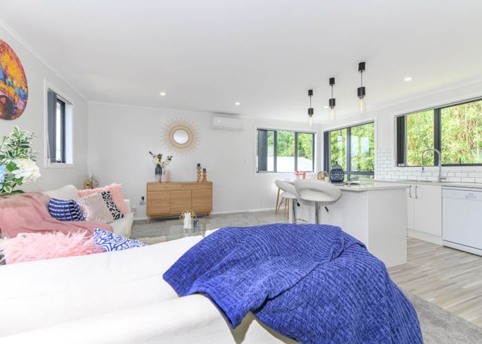  at 47 Rangeview Road, Sunnyvale, Auckland