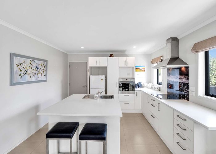  at 2 Burns Street, Springvale, Whanganui, Manawatu / Whanganui