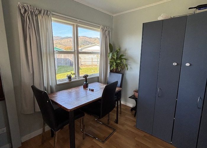  at 57 Gladstone Road, Richmond