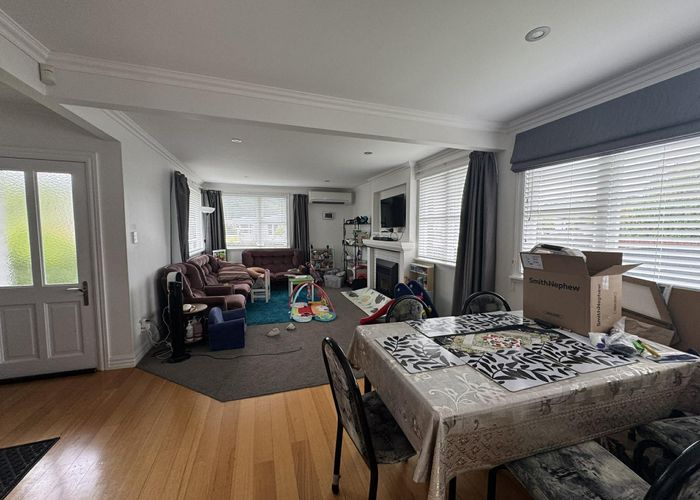  at 4 Tiwakawaka Grove, Heretaunga, Upper Hutt, Wellington