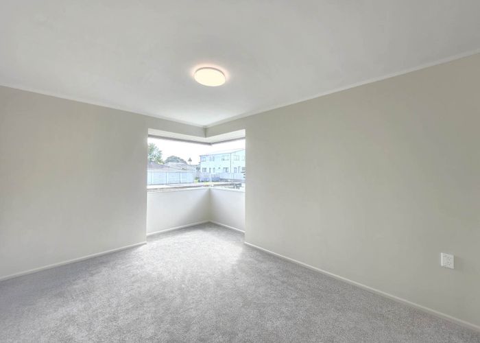  at 6 Evelyn Street, Papatoetoe, Manukau City, Auckland