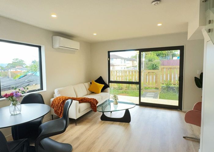  at 7/2A Mantra Road, Massey, Waitakere City, Auckland