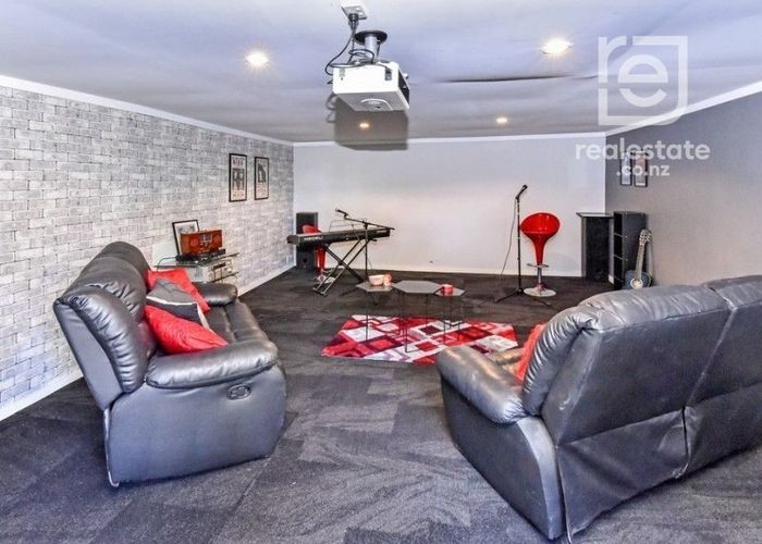  at 4 Kamulla Court, Conifer Grove, Papakura, Auckland