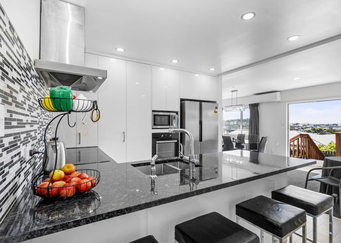  at 25 Griffiths Grove, Newlands, Wellington, Wellington