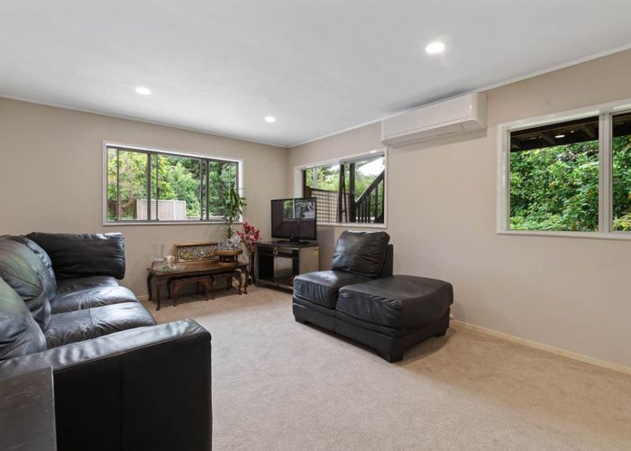  at 35A Glenfern Road, Mellons Bay, Manukau City, Auckland