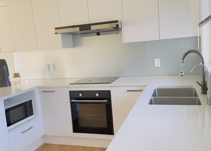  at 3/30 Jutland Road, Hauraki, Auckland