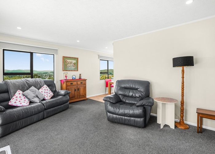  at 74 Pikarere Street, Titahi Bay, Porirua