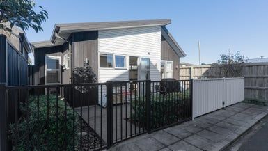  at 4/16 Hamill Road, Halswell, Christchurch