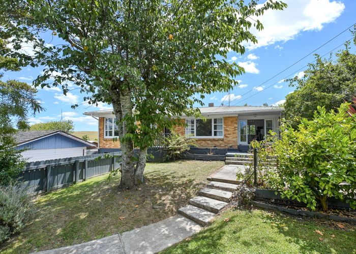  at 184 Tuhikaramea Road, Dinsdale, Hamilton