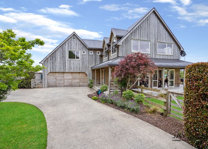  at 26 Village Way, Ardmore, Papakura