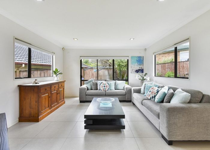  at 4 Byblos Place, The Gardens, Auckland