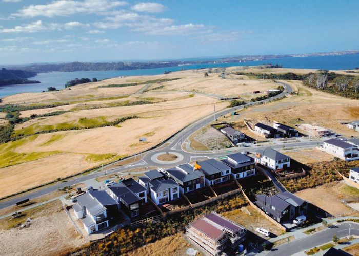  at 216 Vaughans Road, Long Bay, North Shore City, Auckland