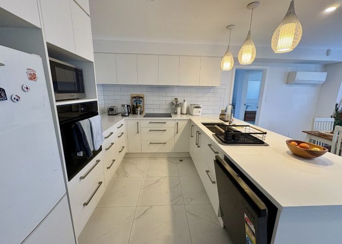  at 10A Mahoe Street, Lower Hutt, Lower Hutt, Wellington
