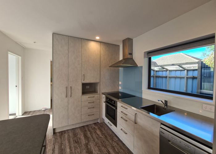  at 4/11 Defoe Place, Waltham, Christchurch City, Canterbury