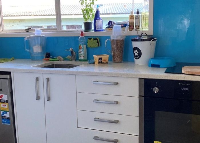  at 2/36 Blacklock  Avenue, Henderson, Waitakere City, Auckland