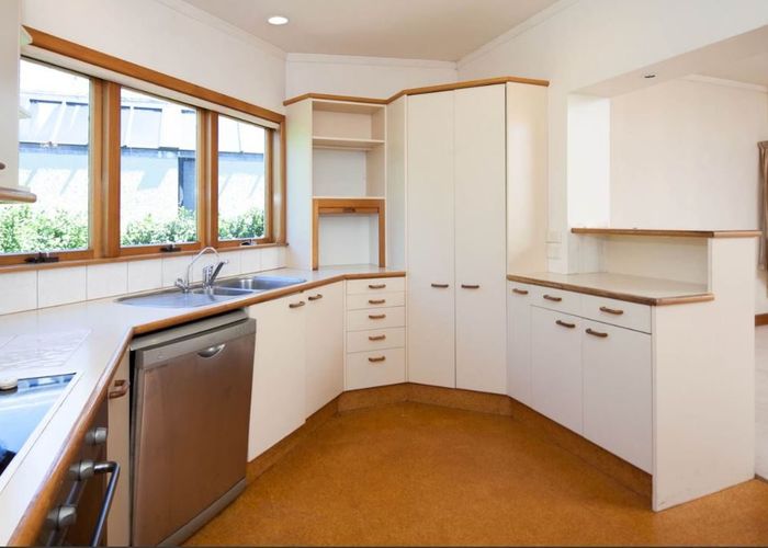  at 9 Cliff Road, Mission Bay, Auckland City, Auckland