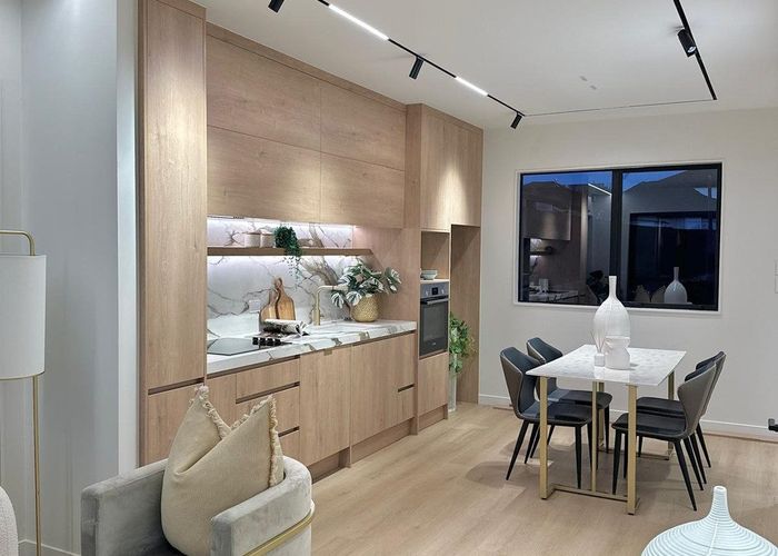  at 1/9 Grande Vue Road, Papatoetoe, Manukau City, Auckland