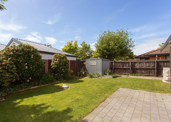  at 2/42 Briarmont Street, Avondale, Christchurch