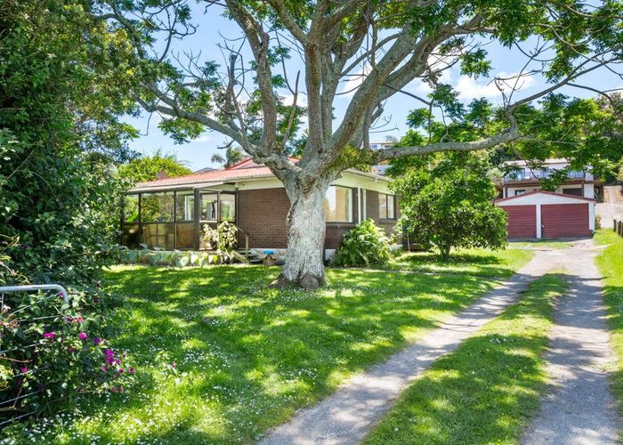  at 124 Athenree Road, Katikati