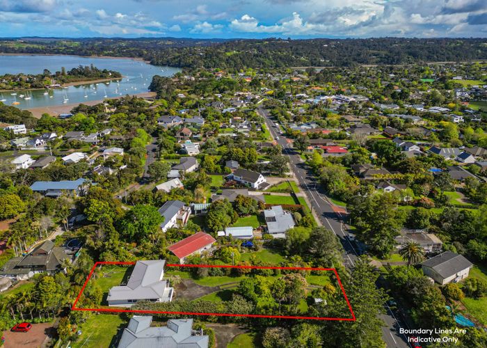  at 27 Tauhinu Road, Greenhithe, Auckland