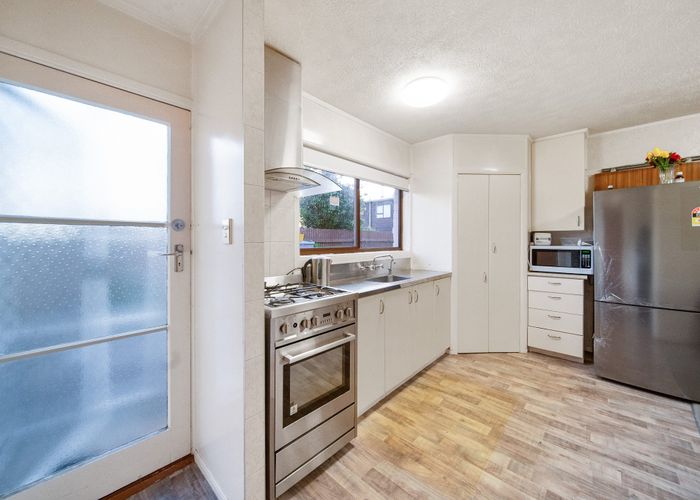  at 3/8 Allenby Road, Papatoetoe, Auckland