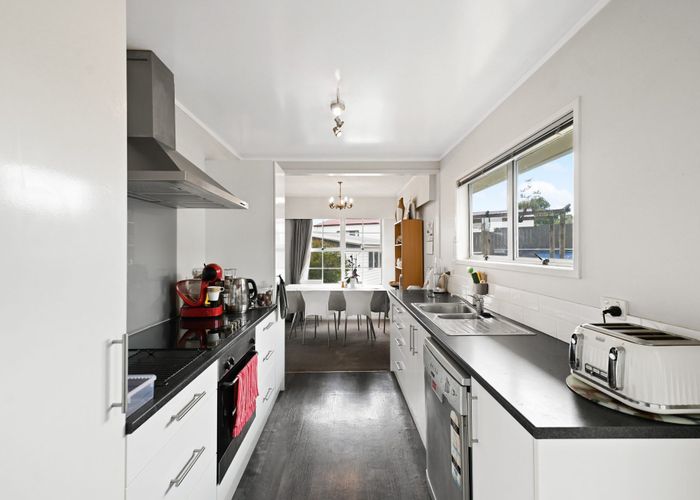  at 21 Cypress Crescent, Pukete, Hamilton
