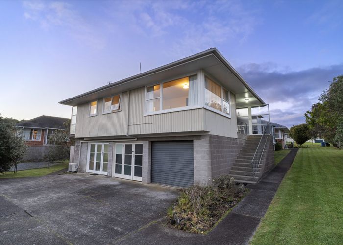  at 1/7 Ellen Avenue, Hillcrest, Auckland
