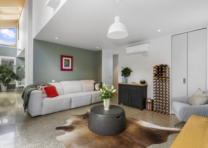 at 39 Castledine Crescent, Glen Innes, Auckland