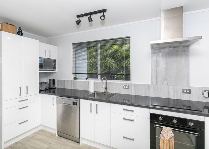  at 392A Kahikatea Drive, Dinsdale, Hamilton