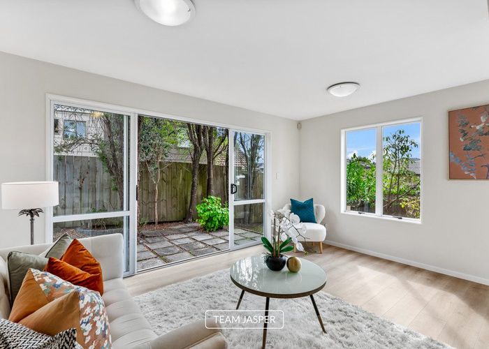  at 2/9 Monteith Crescent, Remuera, Auckland City, Auckland
