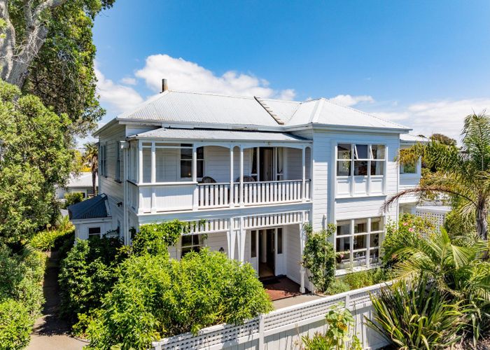  at 14 Elizabeth Road, Bluff Hill, Napier, Hawke's Bay