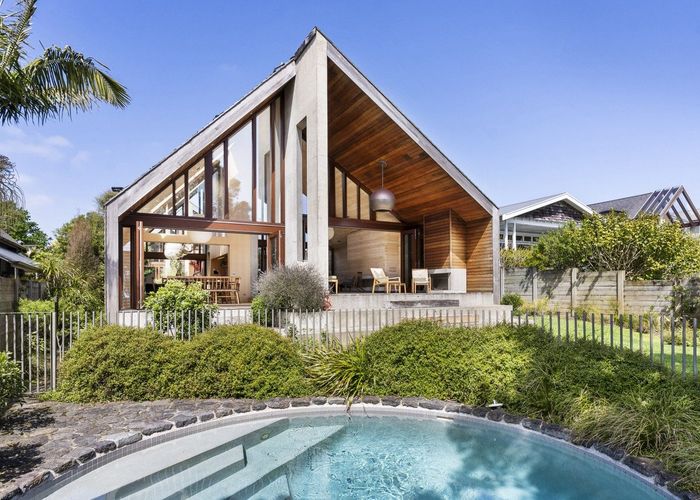  at 30 Rawene Avenue, Westmere, Auckland