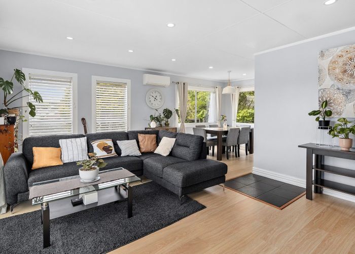  at 43 Desert Gold Street, Ascot Park, Porirua