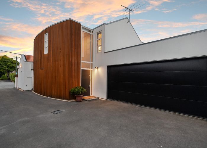  at 1/10 Naseby Street, Merivale, Christchurch City, Canterbury